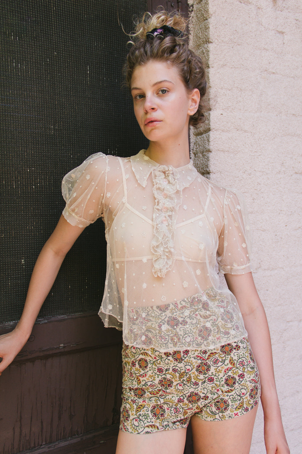30s Daisy Net Lace Top