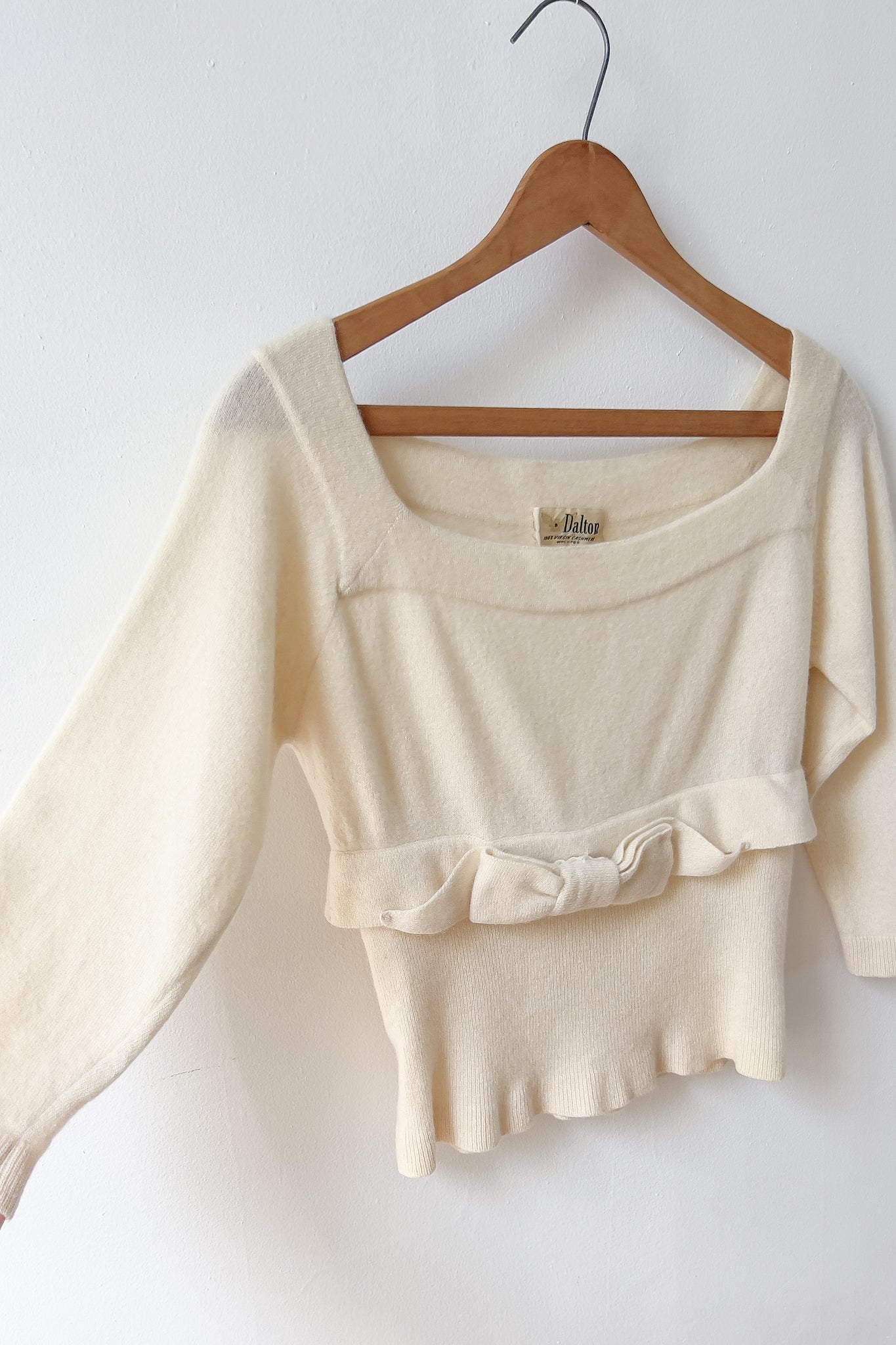 50s Cashmere Pin-Up Top