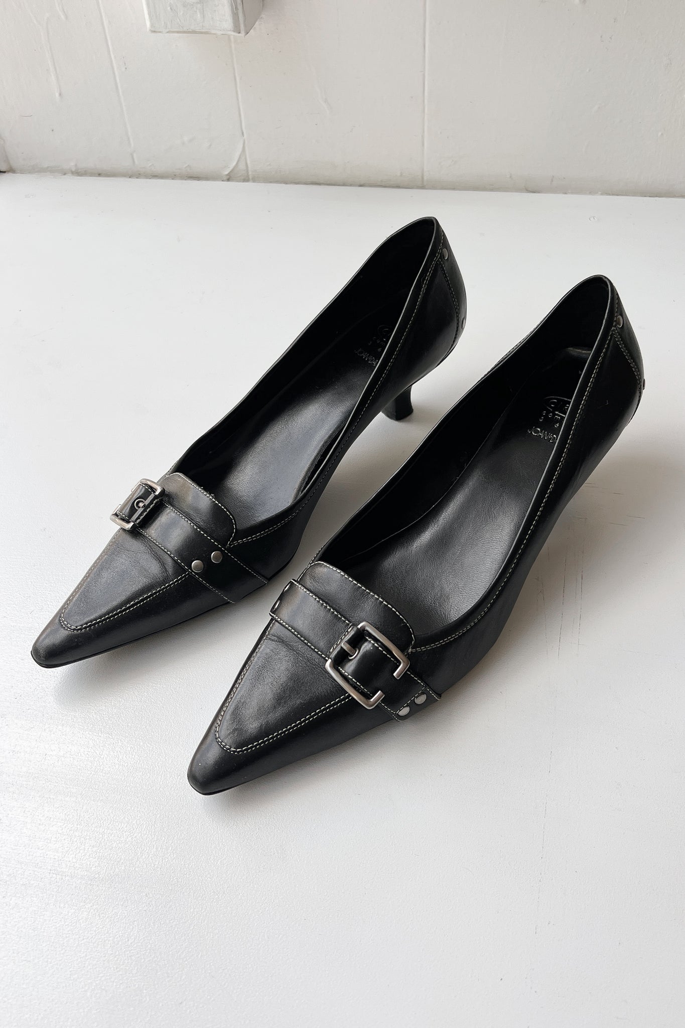 90s Pointed Kitten Heels | 10.5/11