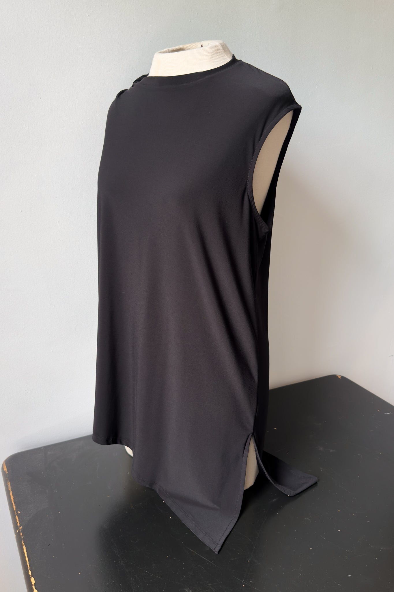 EDIT Asymmetrical Ruched Tank
