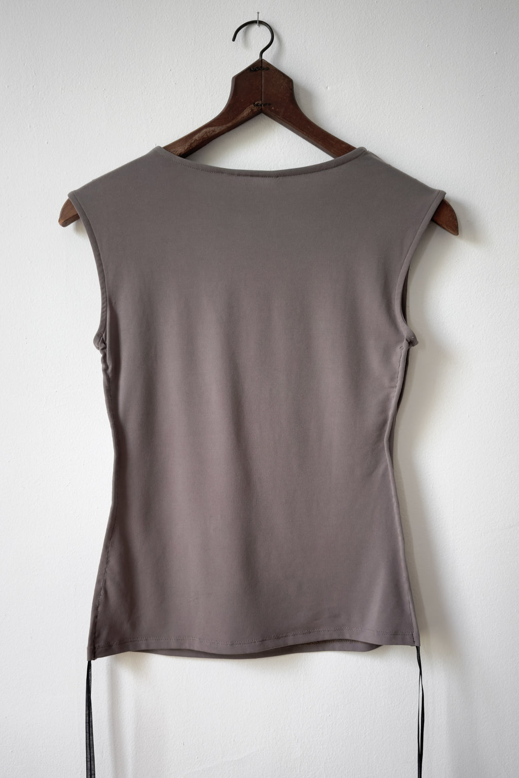 EDIT Ruched Cutout Top