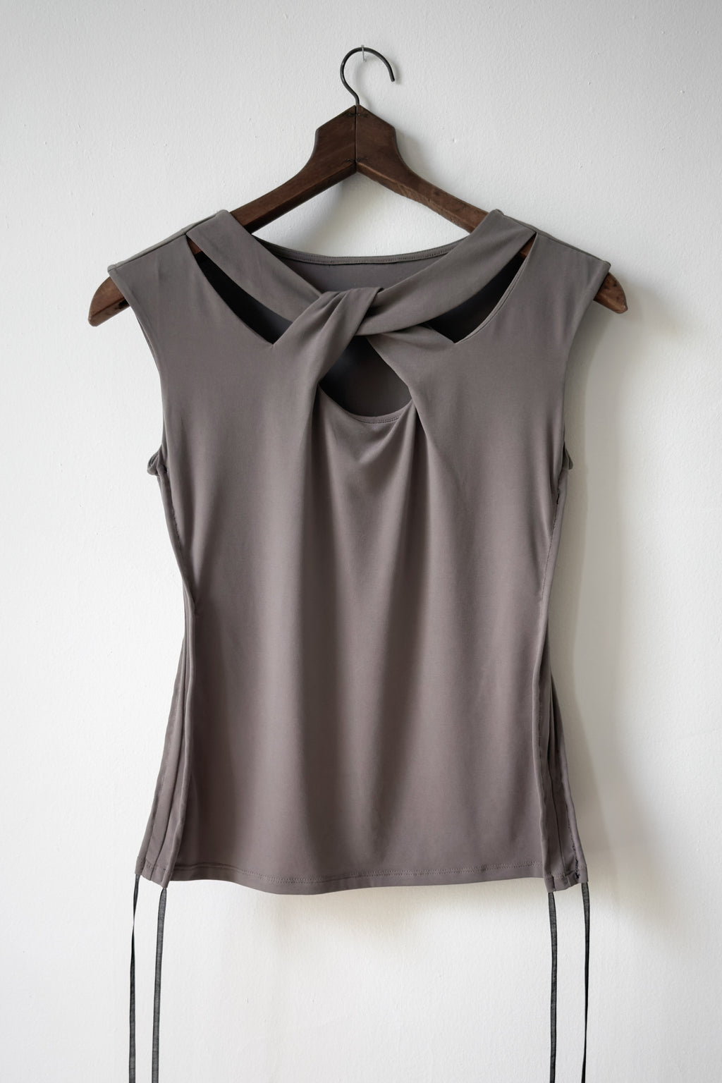 EDIT Ruched Cutout Top