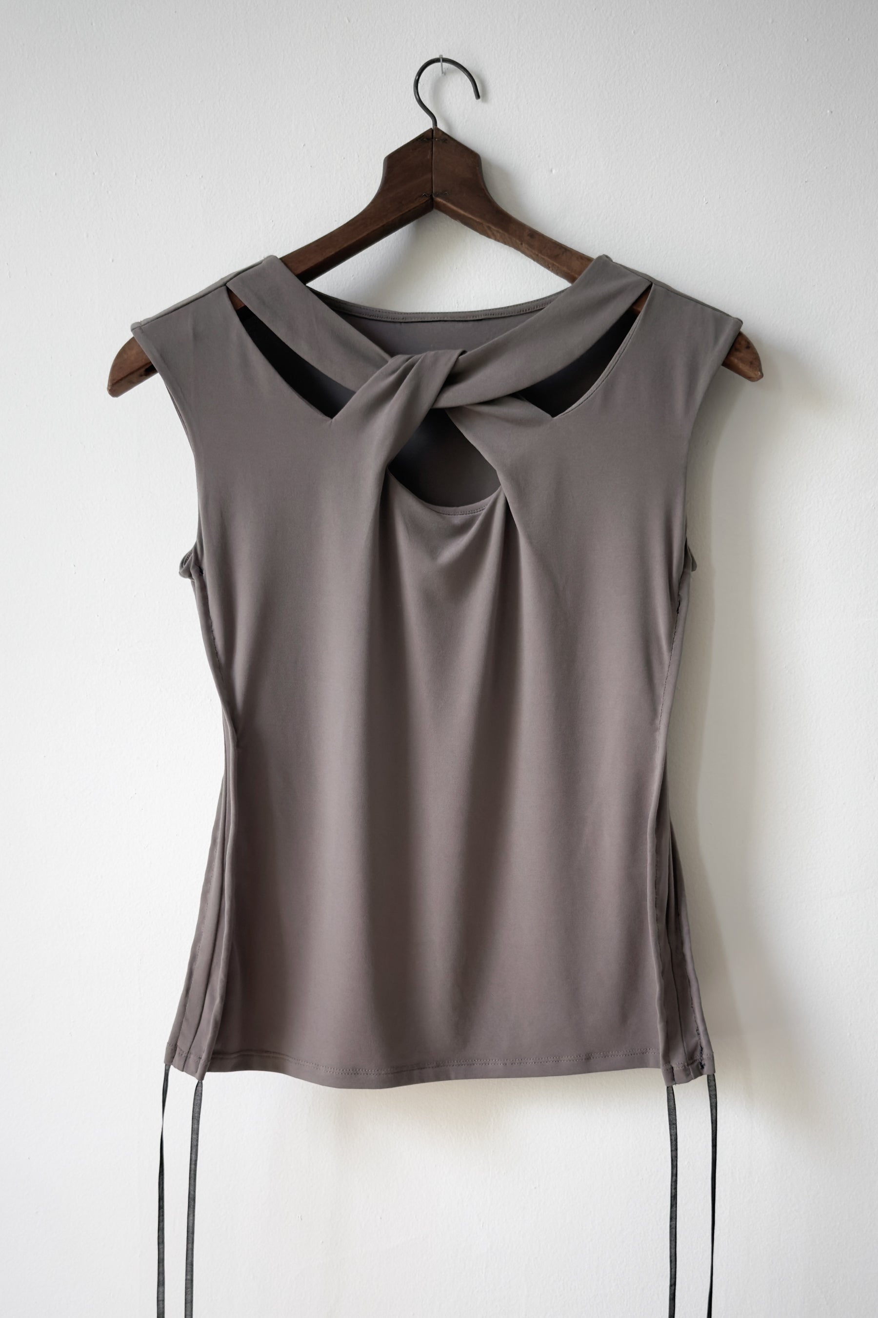 EDIT Ruched Cutout Top