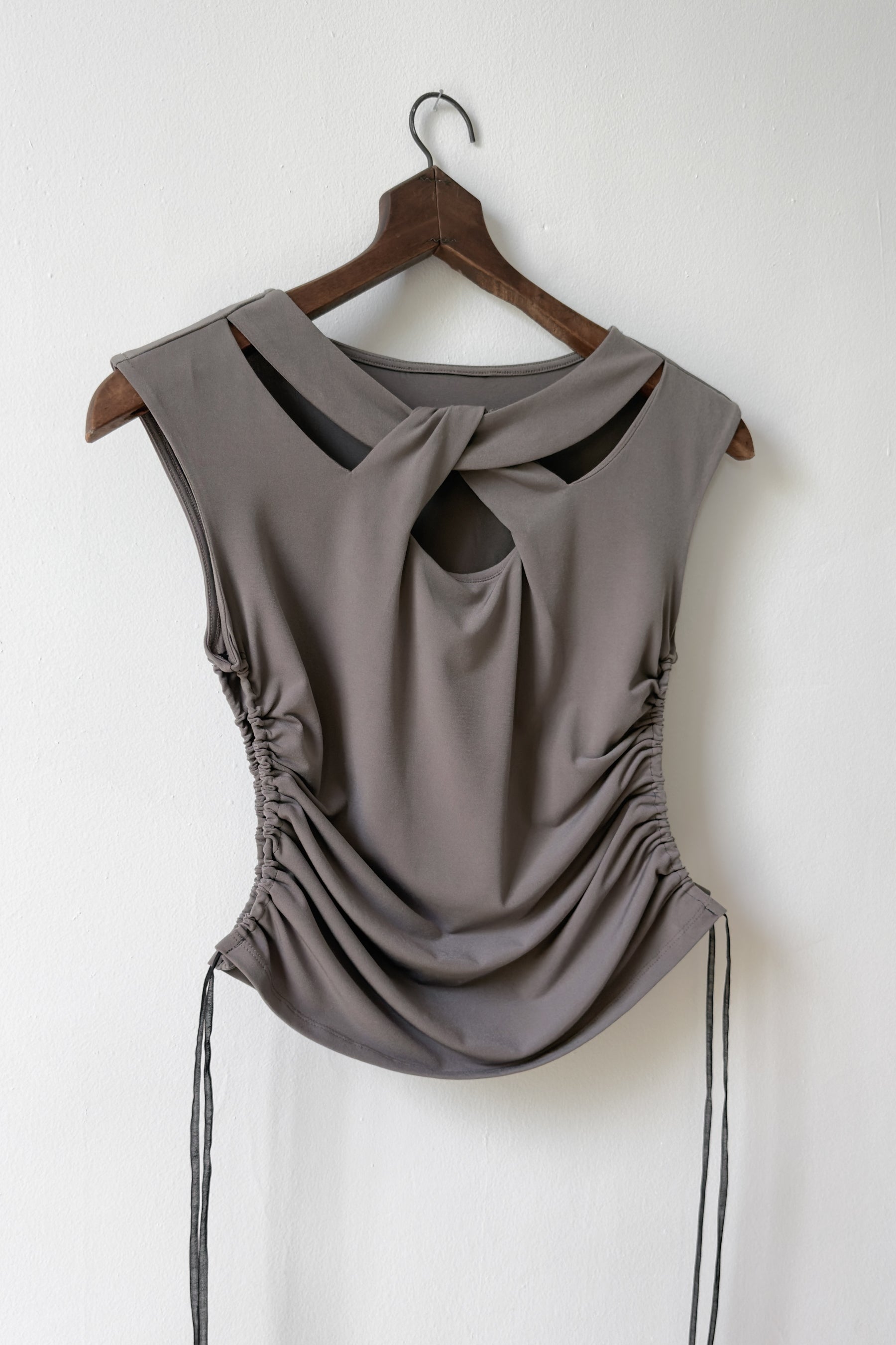 EDIT Ruched Cutout Top