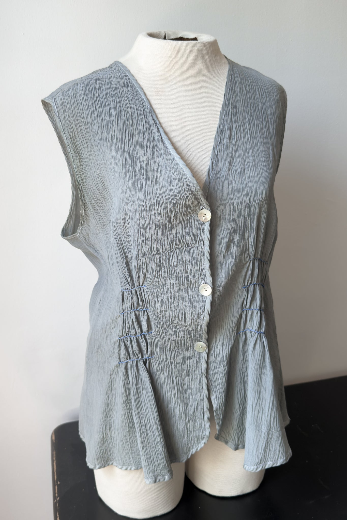 EDIT Silk Gauze Smocked Vest