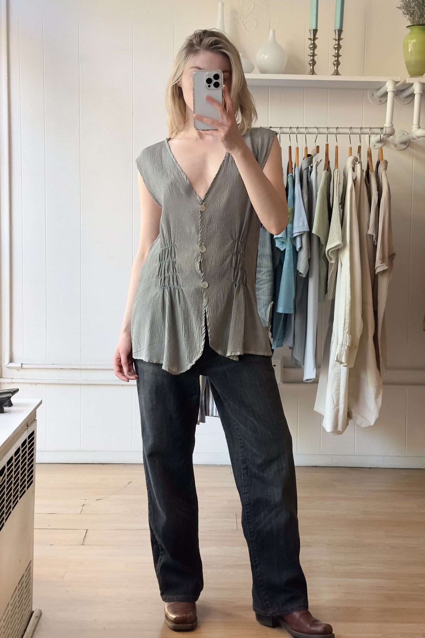 EDIT Silk Gauze Smocked Vest