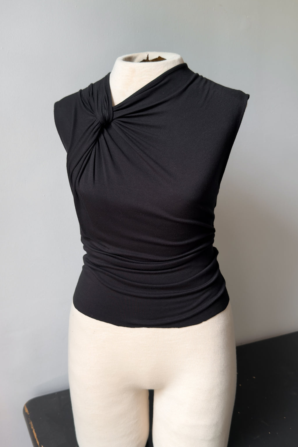EDIT Twisted Knot Stretch Top