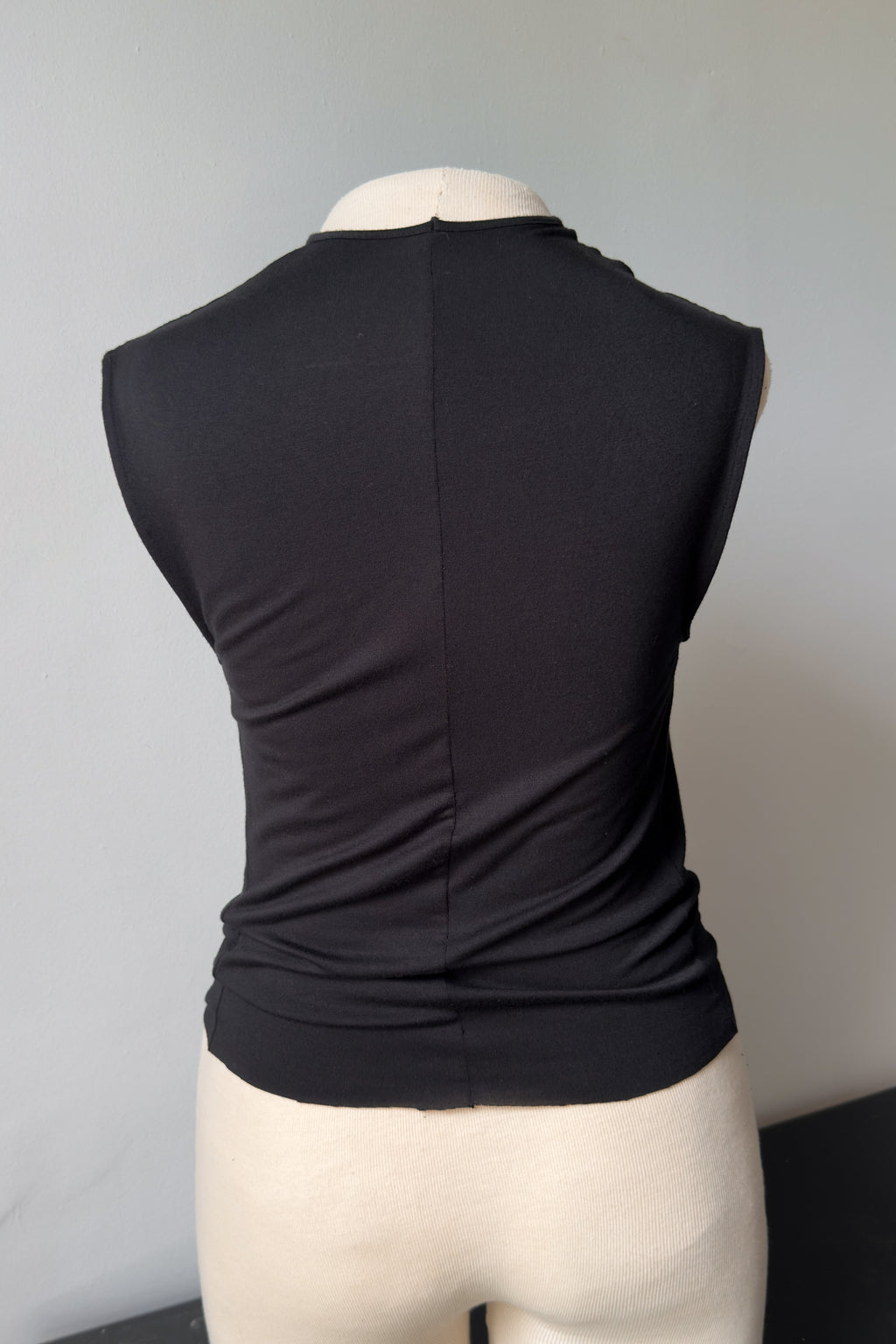 EDIT Twisted Knot Stretch Top