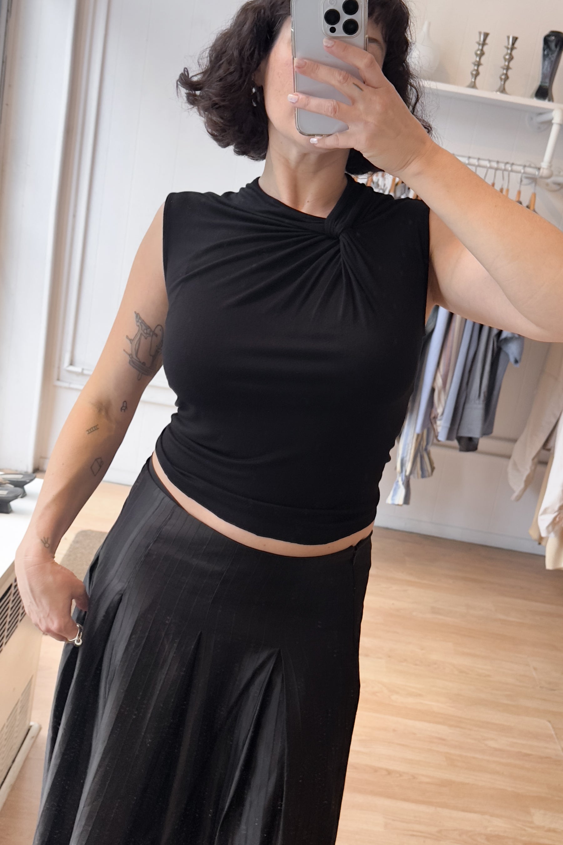 EDIT Twisted Knot Stretch Top